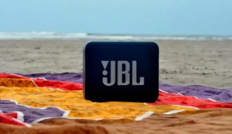 Qual a melhor caixa de som da JBL? Confira 9 opções da marca